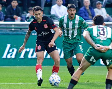 Estudiantes venció de visitante y sobre la hora a Banfield