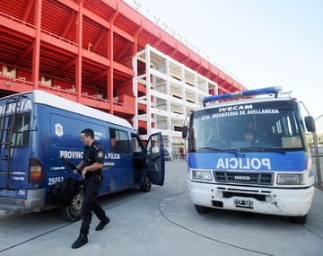 La Policía y la Gendarmería custodian la práctica del Rojo