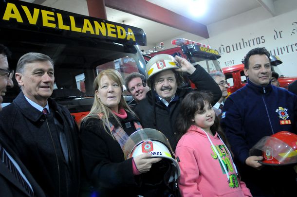 Binner aterrizó en la Provincia para respaldar a Stolbizer y Alfonsín