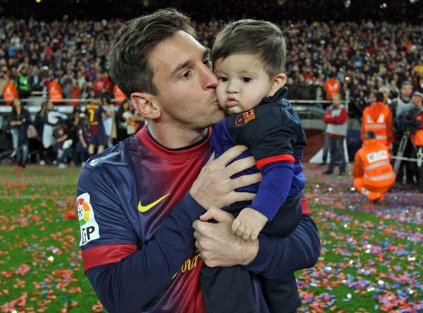 Preocupación en el fútbol mundial: a Thiago, el hijo de Messi, no le gusta jugar a la pelota