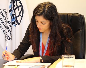 Repatriados: la tarea de los Cascos Blancos en Ezeiza