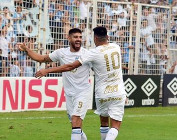 El festejo de Atlético Tucumán que avanza a cuartos de final