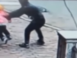 VIDEO: Un papá evitó que su hija sea secuestrada en plena calle