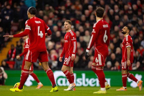 El Liverpool de Mac Allister cayó por goleada frente al Nottingham Forest