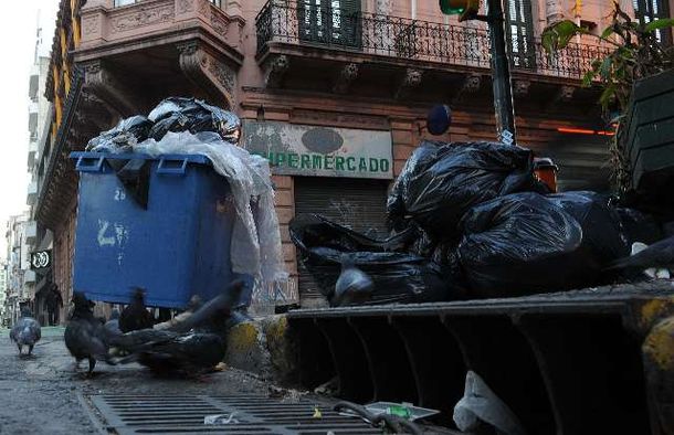 Hubo conciliación obligatoria, pero la Ciudad es un basural