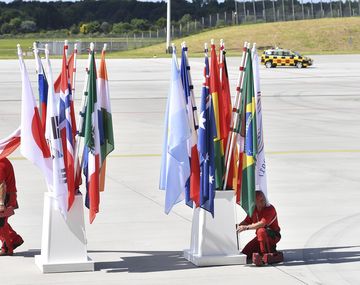 Preparativos para el G20 con las banderas de los países participantes
