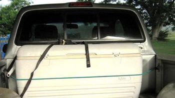 Ayudaba en una mudanza, se cayó de la camioneta y murió Ayudaba en una mudanza, se cayó de la camioneta y murió