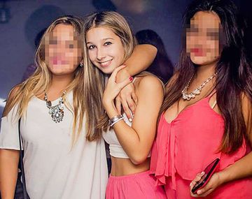 Nahir Galarza y sus amigas