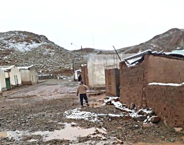 El Paso de Jama quedó obstruido por la nieve, y los poblados ofrecieron un paisaje muy atípico