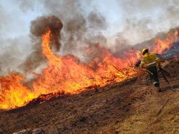 Jujuy tiene dos focos de incendio activos, uno en Tilcara y otro en Ledesma