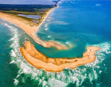 Apareció una peligrosa y misteriosa isla en el Triángulo de las Bermudas