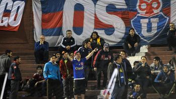 hinchas chilenos, detenidos por robar un mercado en mendoza hinchas chilenos, detenidos por robar un mercado en mendoza