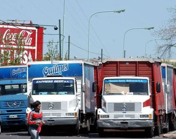 El Gobierno busca limitar por ley la circulación de camiones en horas pico