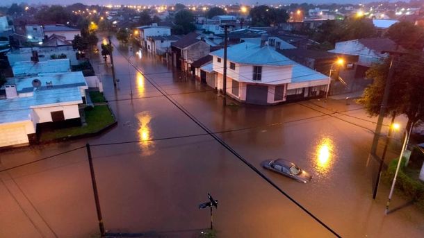 Fuerte temporal en Mar del Plata: varios barrios inundados