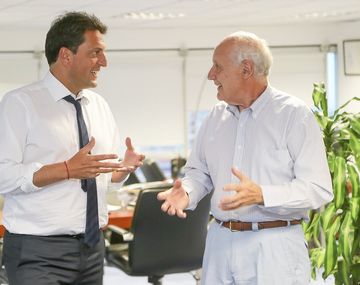 Massa reactiva su campaña y lanza un gabinete dirigido por Lavagna 