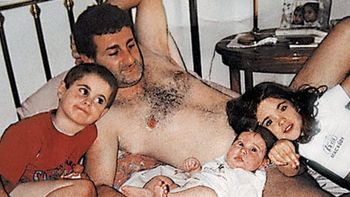 José Luis Cabezas y sus hijos José Luis Cabezas y sus hijos