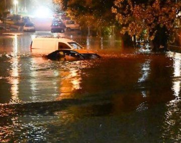Fuerte temporal en Mar del Plata.