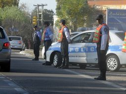 un policia denunciado por violencia de genero fue nombrado comisario general de mendoza un policia denunciado por violencia de genero fue nombrado comisario general de mendoza