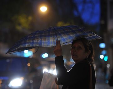 Rige un alerta por tormentas fuertes y ocasional caída de granizo en la Ciudad