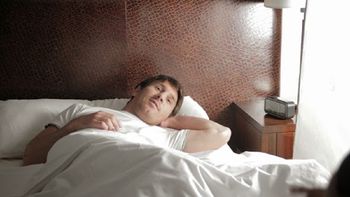 messi mostro el curioso pijama que le regalo luis suarez messi mostro el curioso pijama que le regalo luis suarez