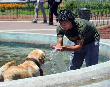 Otro día de calor agobiante: la térmica llegó a 40° en Capital