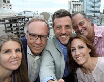 La moda de las selfies ahora llegó al massismo porteño