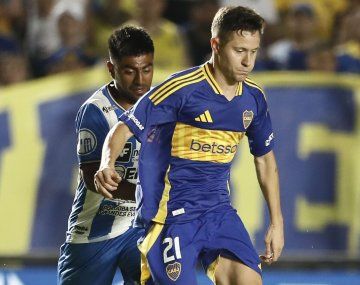 Boca goleó al humilde Argentino en su primer partido oficial del año