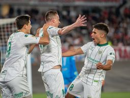 vibrante partido en el monumental: banfield le gano 2-1 a river vibrante partido en el monumental: banfield le gano 2-1 a river