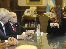 La Presidente se reunió con la nueva cúpula de la UIA