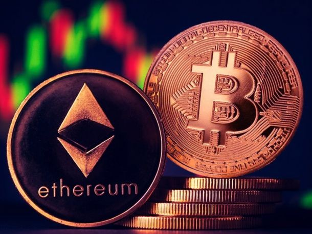 Bitcoin y Ethereum se desploman ante el temor de un nuevo lunes negro en los mercados globales