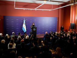 Milei reunido con legisladores de LLA Milei reunido con legisladores de LLA