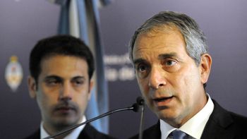 el gobierno vincula a sectores politicos con los saqueos el gobierno vincula a sectores politicos con los saqueos