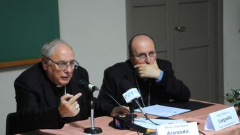 Monseñores José María Arancedo y Mario Cargnello