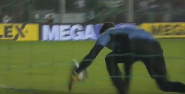 Al borde del papelón: Trípodi y un blooper que casi le cuesta muy caro