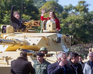 Javier Milei y Victoria Villarruel encabezaron el desfile por el Día de la Independencia en 2024.