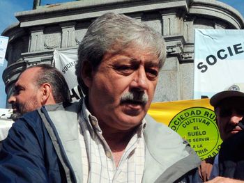 Buzzi: Hay disconformismo con las políticas del Gobierno