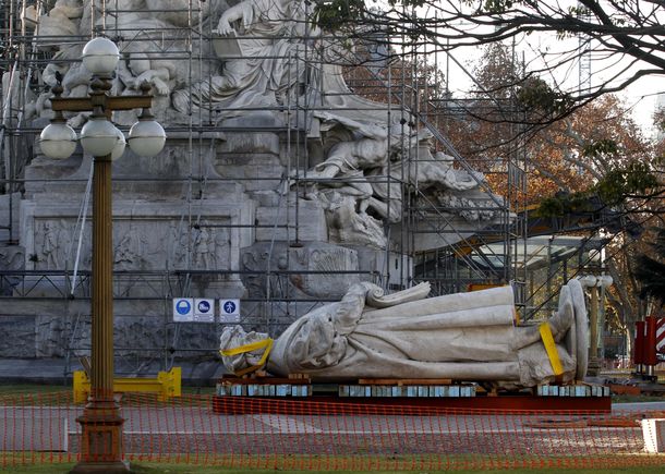 La Ciudad trasladaría el monumento a Colón a la Costanera Norte