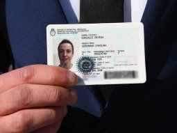 Santa Fe: desde la semana próxima se podrá tramitar el DNI no binario