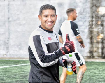 Ascenso de Central Norte: su arquero atajó con el hombro dislocado