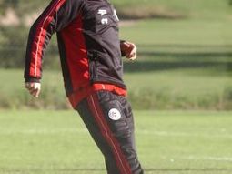 El Guli ahora patea para estudiantes