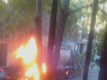 Chocó y se incendió un camión de residuos en San Cristóbal