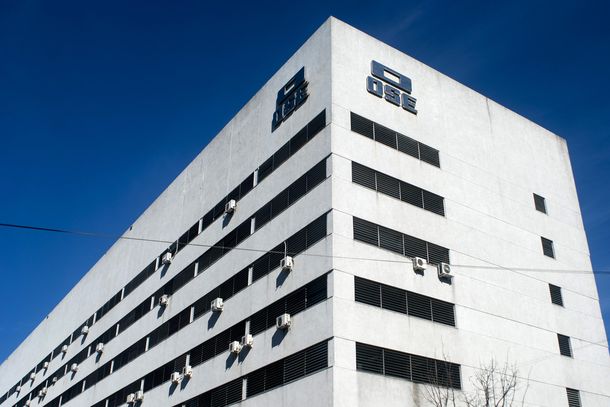 Polémica por la bomba de humo en OSE, presentarán denuncia penal