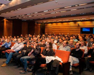 VIDEO: Galuccio se quebró al despedirse