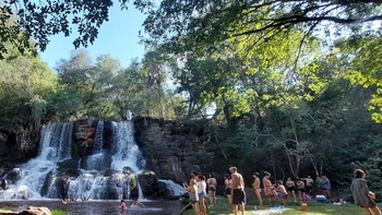 El pueblo que produce yerba mate, tiene turismo turismo rural, cascadas y paisajes El pueblo que produce yerba mate, tiene turismo turismo rural, cascadas y paisajes