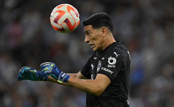 El blooper de Esteban Andrada en la eliminación de Rayados de la Concachampions