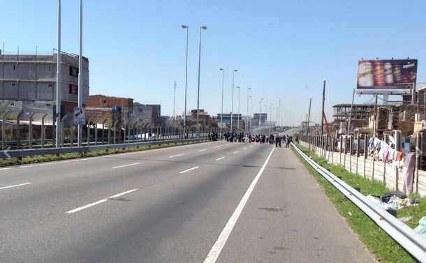 Desde las 8, la autopista Illia está cerrada al tránsito