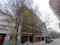 Susto en Caballito por incendio en el quinto piso de un edificio