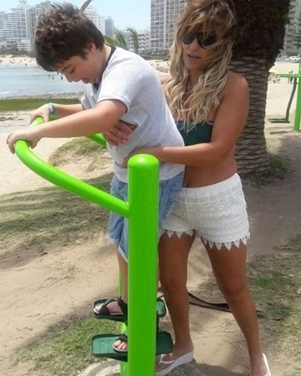 Marcela Tauro de vacaciones con su hijo