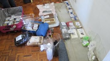 secuestran 55 armas y mas de 5.000 dosis de paco en un megaoperativo secuestran 55 armas y mas de 5.000 dosis de paco en un megaoperativo