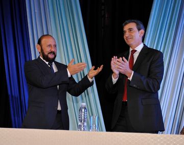 Lo único que nos condiciona es la defensa de los intereses del pueblo